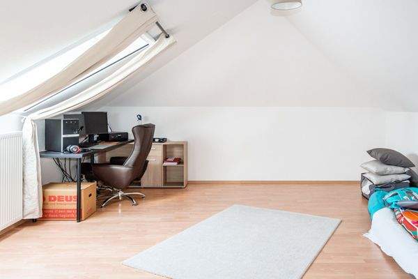 Dachgeschoss Zimmer 1