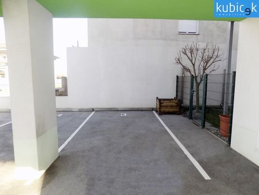 KFZ-Stellplatz