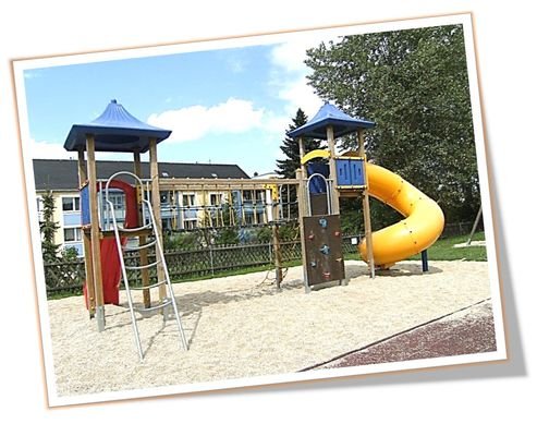 Spielplatz in der Wohnanlage