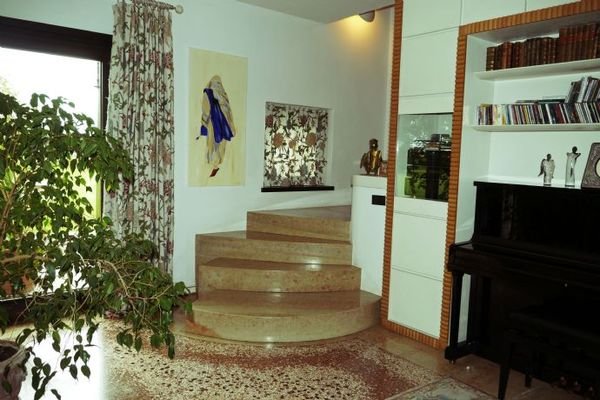 Treppe ins Obergeschoss 