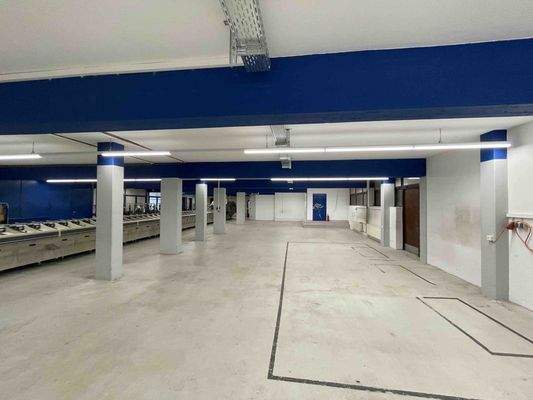 Lageransicht groß hinten