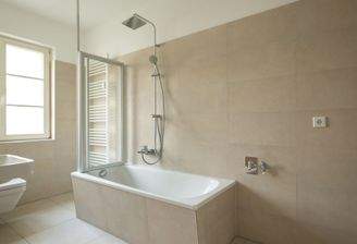 Vergleichsbild Badfliesen