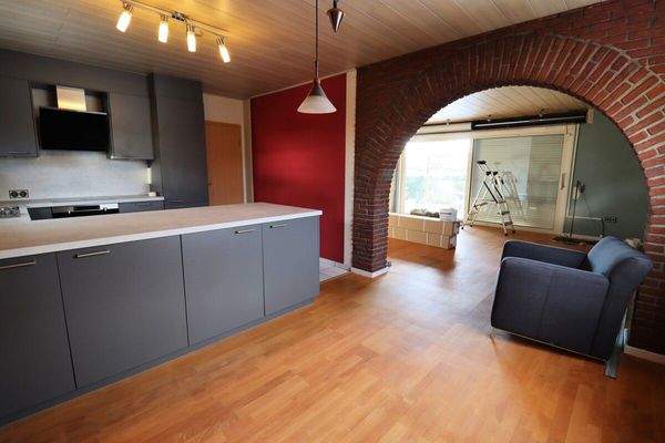 Küche mit Zugang Wohnzimmer 1