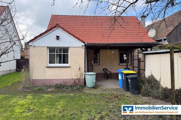 gartenseitige Hausansicht