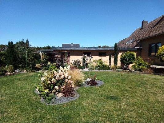 Garage mit Abstellraum