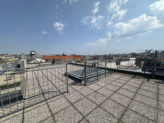 7g7ddsB9NiukPchK3XWcef