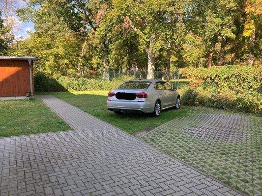 Gemeinschaftsstr_Stellplatz