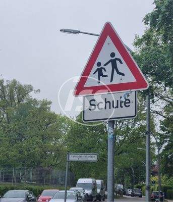 Schule in der Nähe