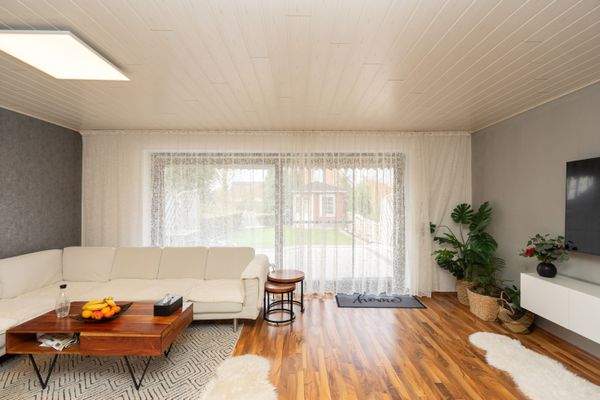 Wohn- und Esszimmer 1/4