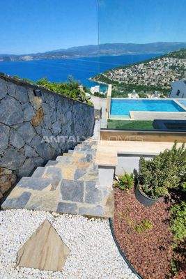 5-Bedroom Sea View Villa with Infinity Pool in Bodrum