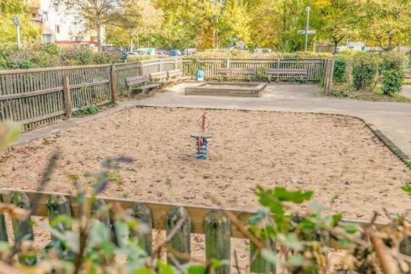 Außenflächen Regaweg 1/3/5