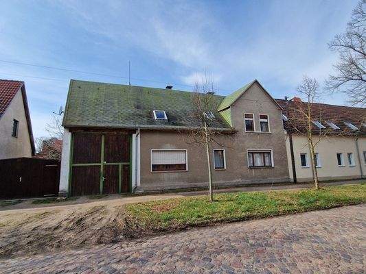 Objektansicht straßenseitig