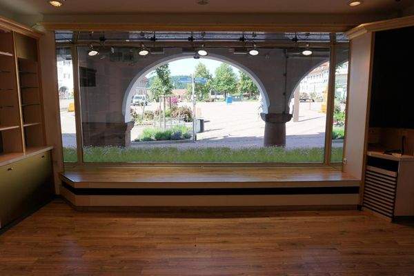 großes Schaufenster