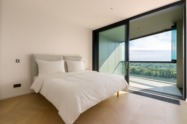 Master Bedroom with access to the loggia