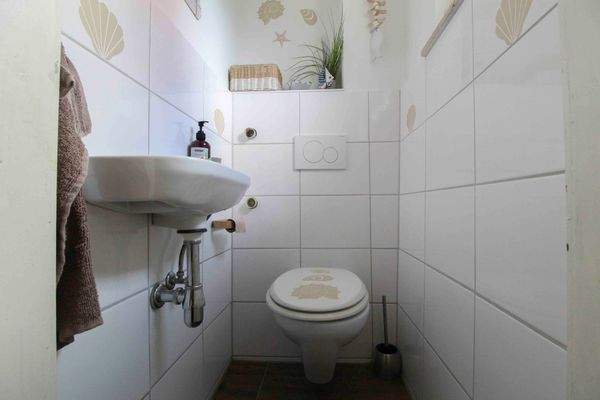 Gäste-WC Treppenhaus