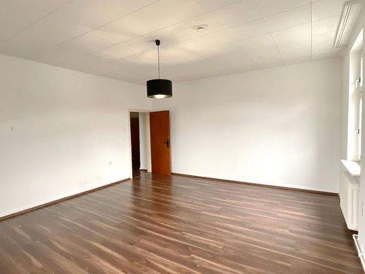 Wohnzimmer (Zimmer 1)