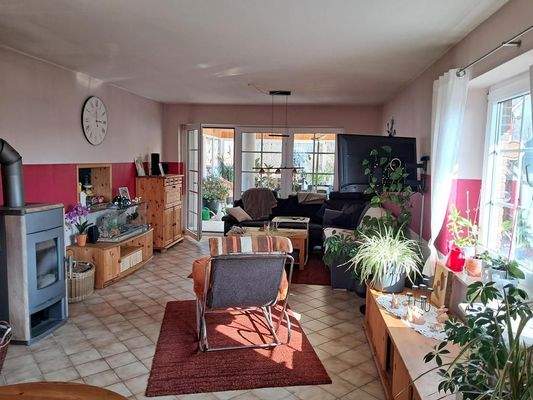 Großes Wohn- und Esszimmer