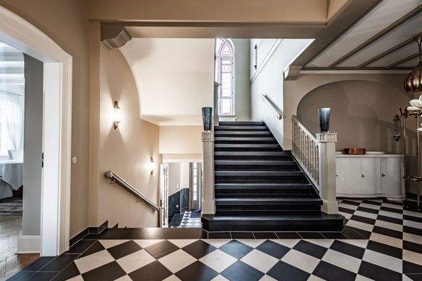 Treppenaufgang zum OG