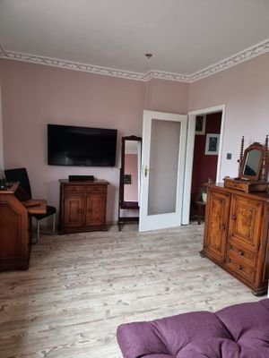 2 Schalfzimmer OG.JPG