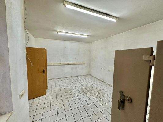 Laden weiterer Raum Blick 1