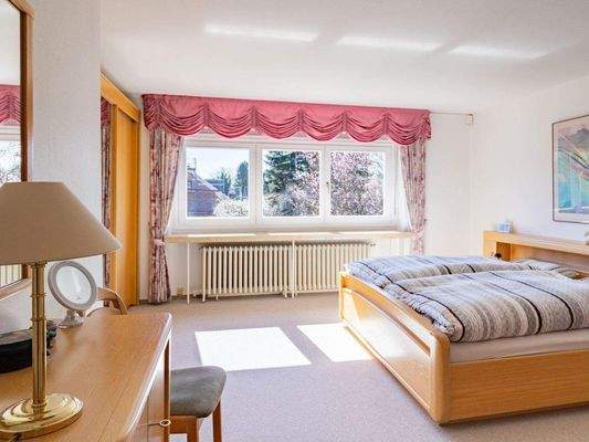 großes Schlafzimmer