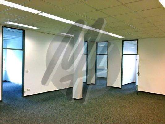 INFOS UNTER: 06171-586000