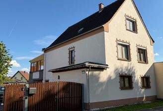 modernes-zuhause-mit-charakter-einfamilienhaus-mit-wintergarten-in-neustadt-orla-1.jpg