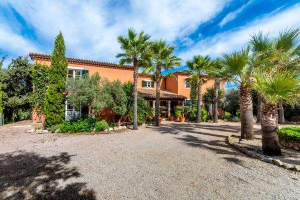 Außenansicht des Anwesens