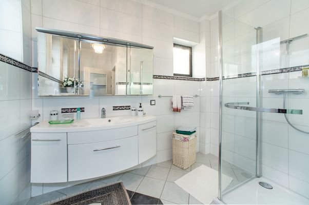 Badezimmer im EG
