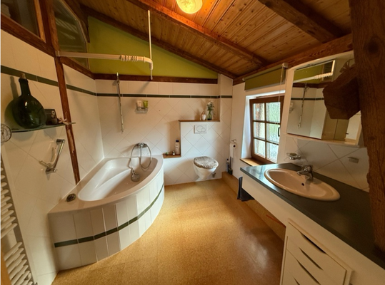 Badezimmer 2 (Whg.3).png