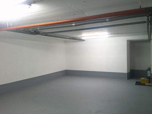 Weiteres Lager im Keller