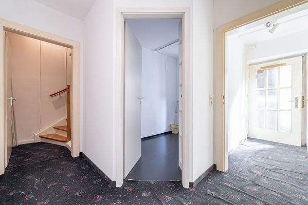 Zusätzliche Gewerbefläche: Eingangsbereich