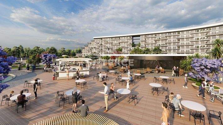 Sea-View Apartments in a Well-Equipped Complex in Antalya Altıntaş