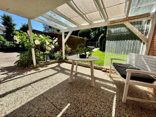 überdachte Terrasse