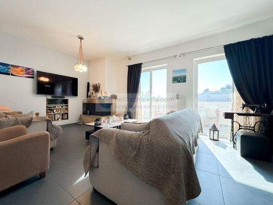 e8fbf12652e0439ab445481e3e491513-original