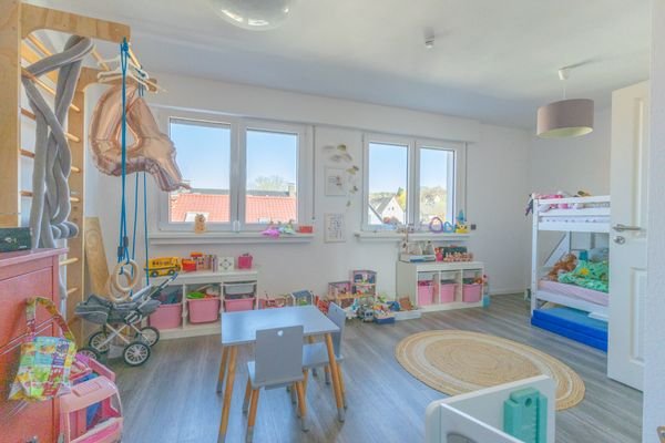 Kinderzimmer 1 im OG