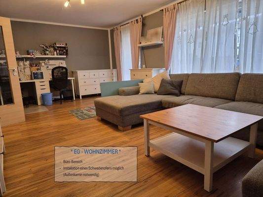 EG / Wohnzimmer groß (Büroeck)