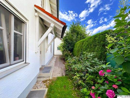 Hausansicht - Außenanlage