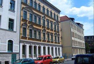 Hausansicht von links