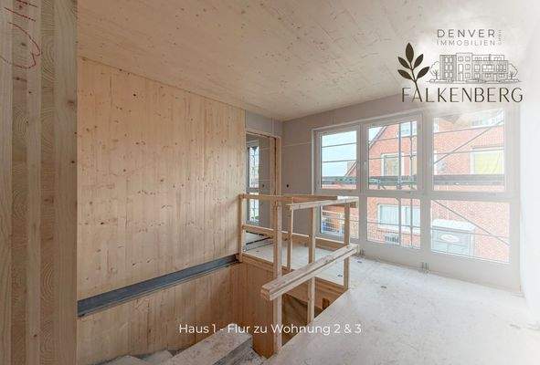 Flur 1. OG zu Wohnung 2 und 3