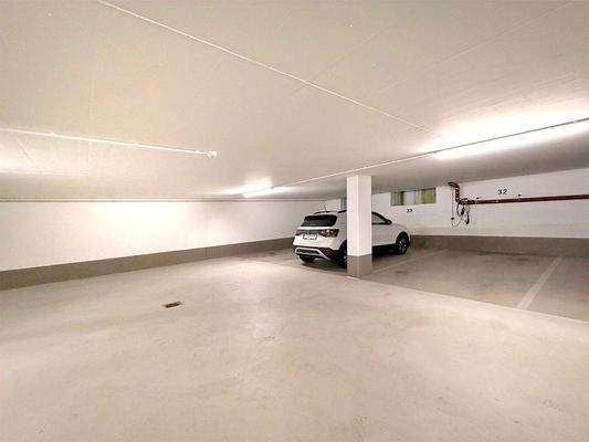Eigener Tiefgaragenstellplatz