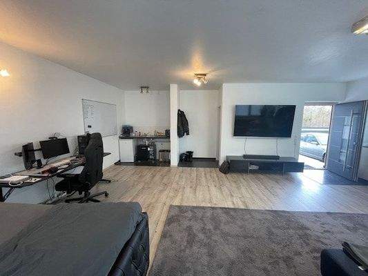 Büro mit separaten Eingang