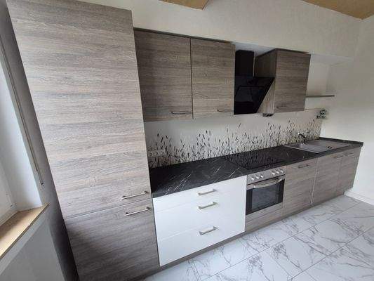 3 weitere Ansicht Küche.jpg