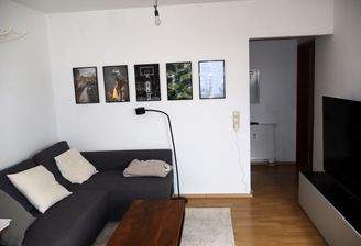 Großes Wohn/Schlafzimmer