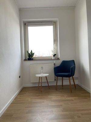 Additional study/guest room