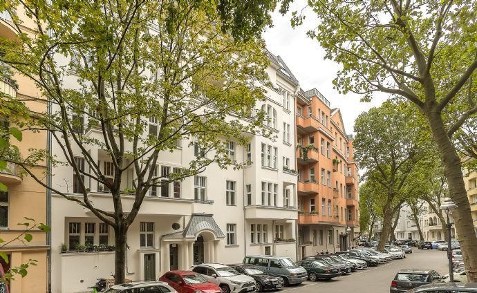 Vermietet | Sonnige 5 Zimmer Altbauwohnung mit Balkon | Nahe Lietzensee