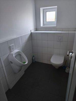 WC Herren im EG