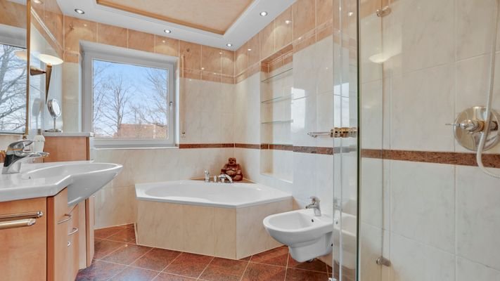 Badezimmer OG