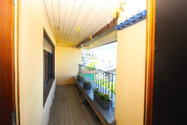 IDer zweite Balkon …