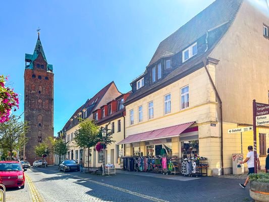 Gebäudeansicht I Umfeld